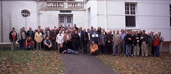 Offizielles Gruppenfoto des NAFT 2004 in Hamburg von Uwe Freitag /
ACHTUNG: Die Namen men noch eingefgt werden, wer hilft?