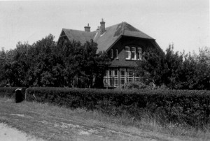 Schwarzweibild Altes Pastorat Amrum Wintergarten, Anfang des 20. Jahrhunderts, Aufnahme Prksen?