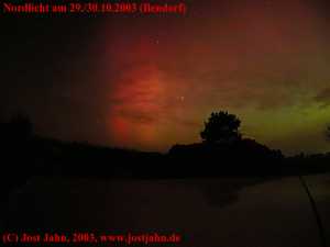 29.10.2003, 00:14:46 MEZ, t=40s, f/4.4, Weitwinkel, ISO 800, Bendorf (Itzehoe), Foto: Jost Jahn